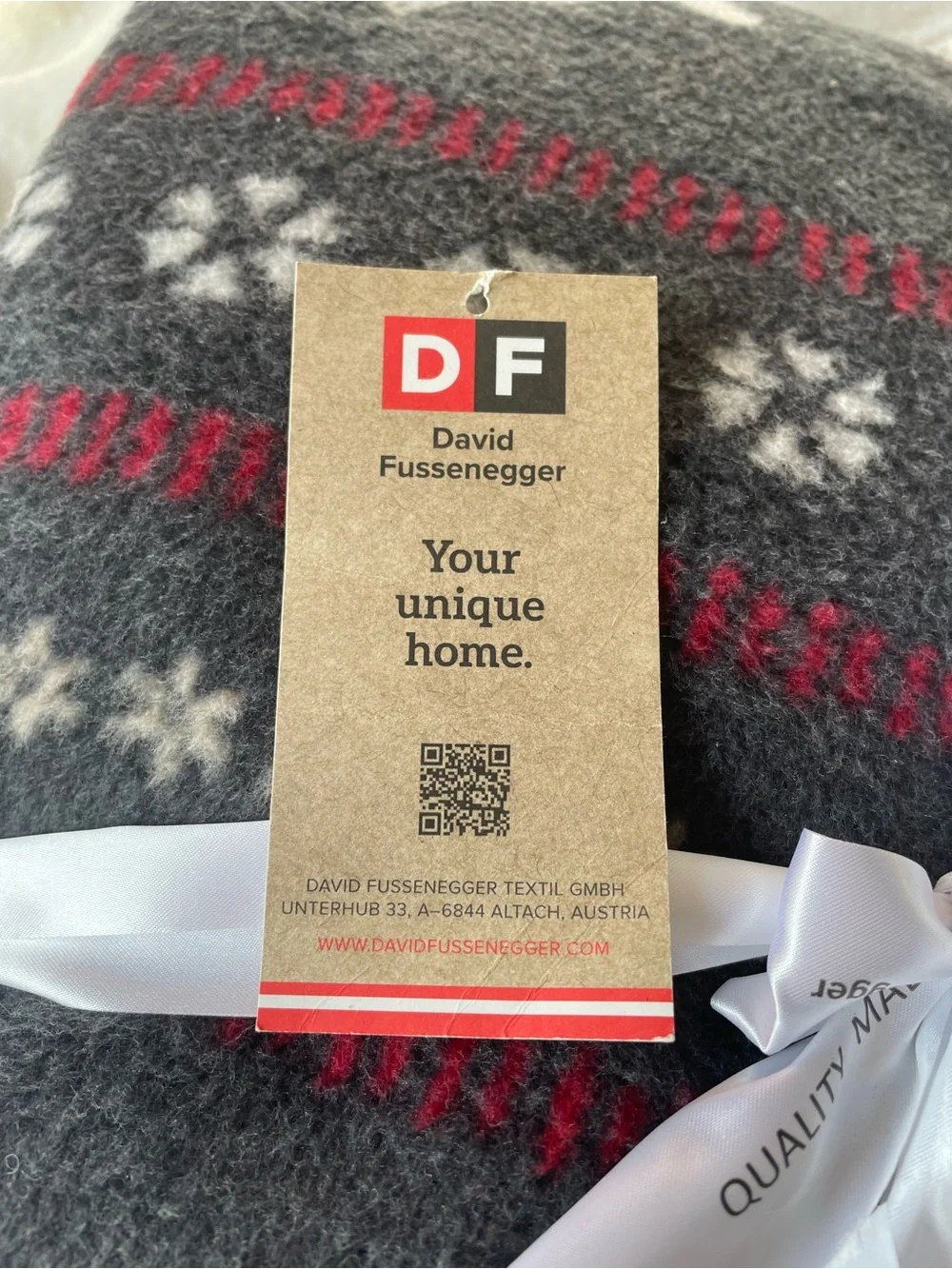 NEW David Fussenegger Deer & Snowflake Throw Blanket